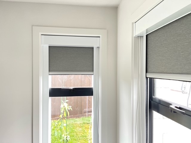 blockout-roller-blinds-new-zealand-blinds-on-location.jpg